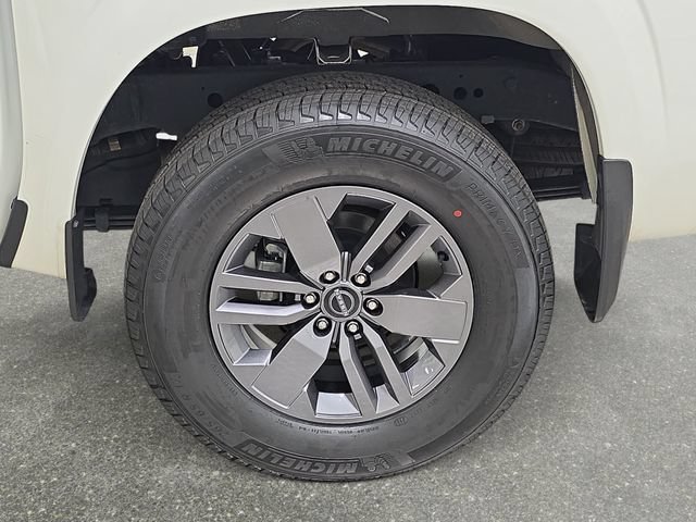 Used 2025 Nissan Frontier SV w/ SV Convenience Package AWD/4WD image 32