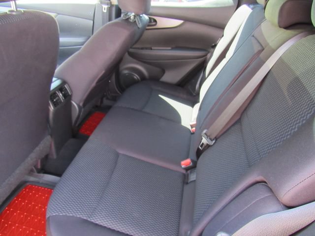 Used 2020 Nissan Rogue Sport S w/ Appearance Package FWD image 15