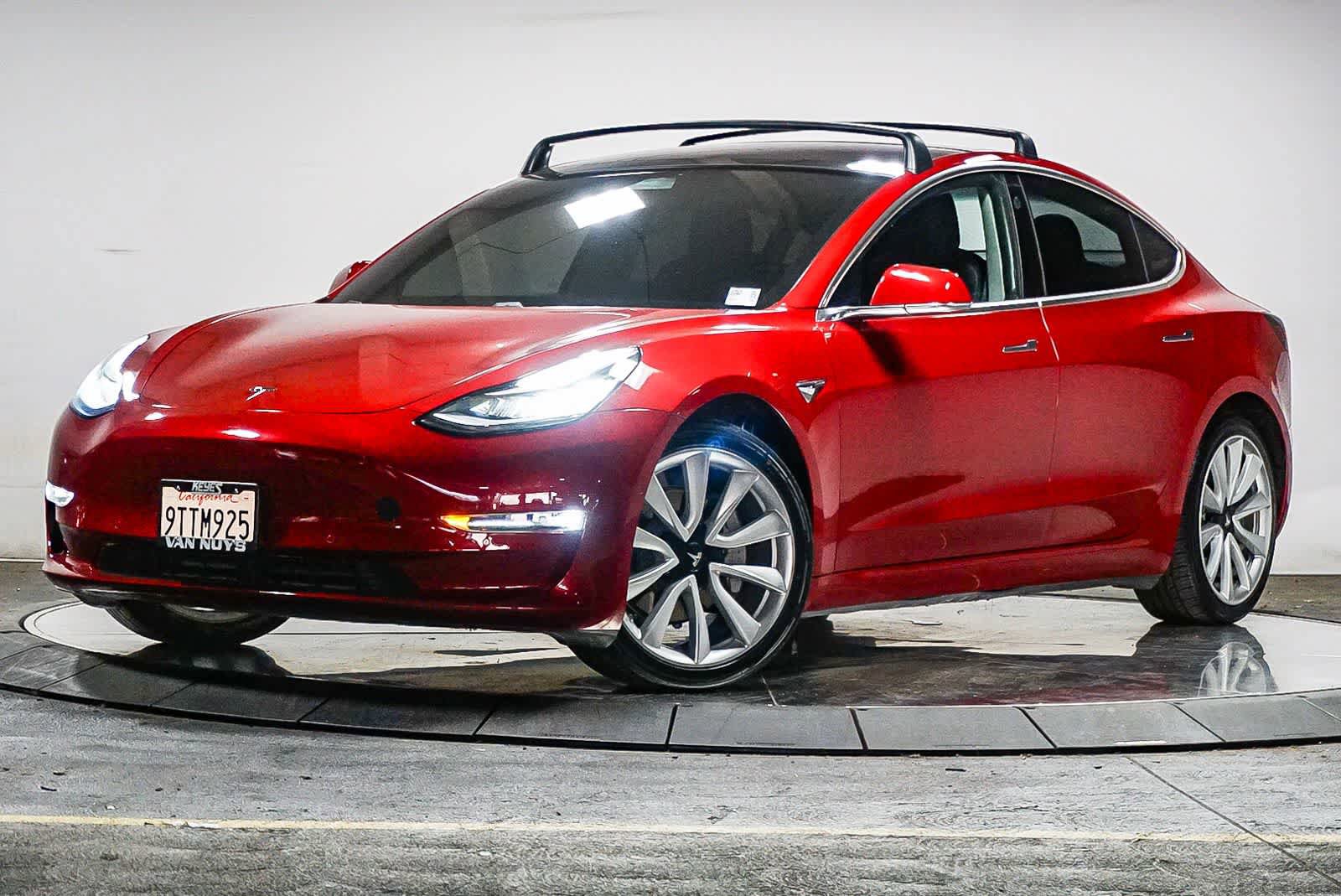 Used 2018 Tesla Model 3 Performance AWD/4WD image 1