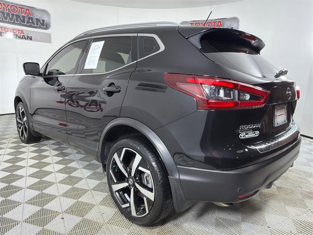 Used 2020 Nissan Rogue Sport SL w/ Premium Package image 7