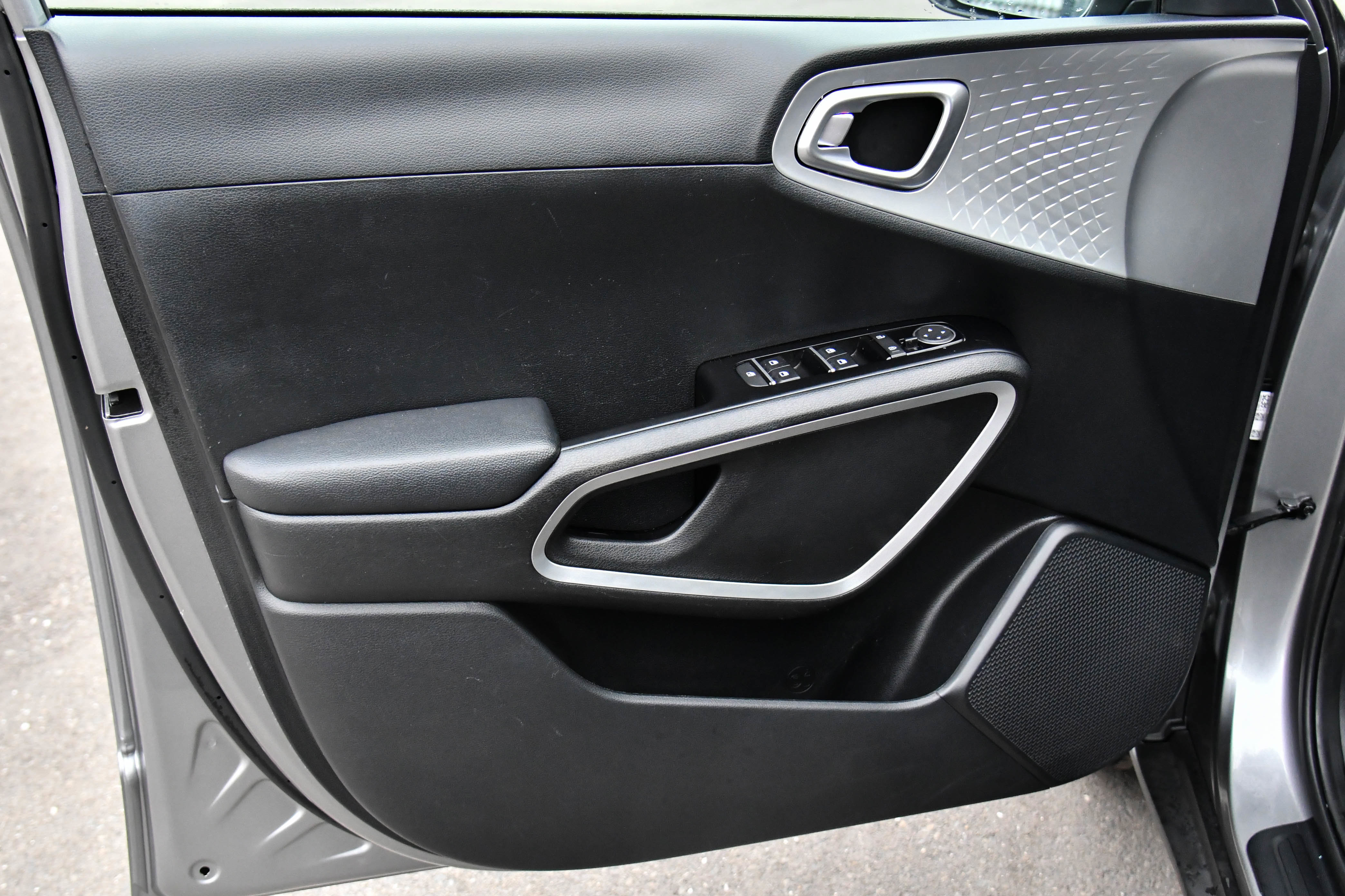 Used 2024 Kia Soul LX w/ Option Group 015 image 13