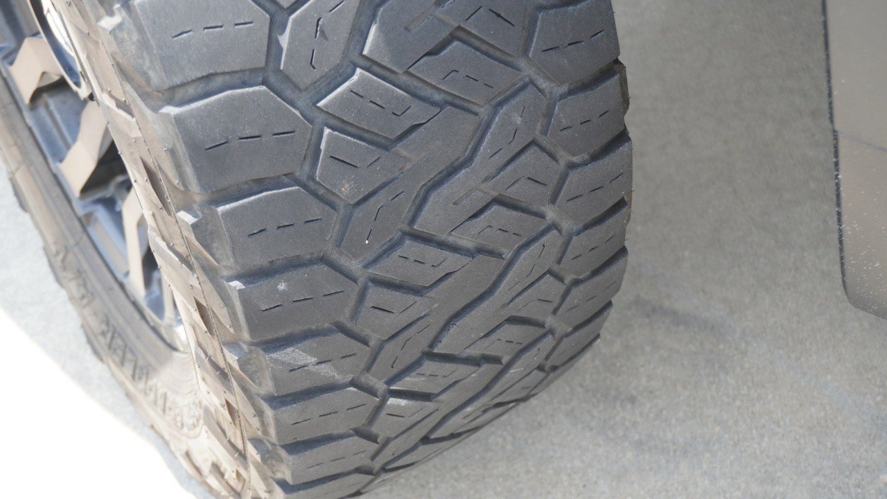 Used 2021 Chevrolet Silverado 2500 High Country w/ Z71 Off-Road Package image 12