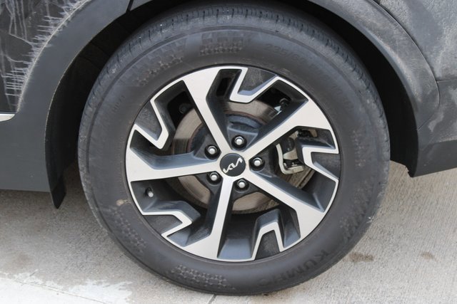 Used 2025 Kia Sportage EX image 26