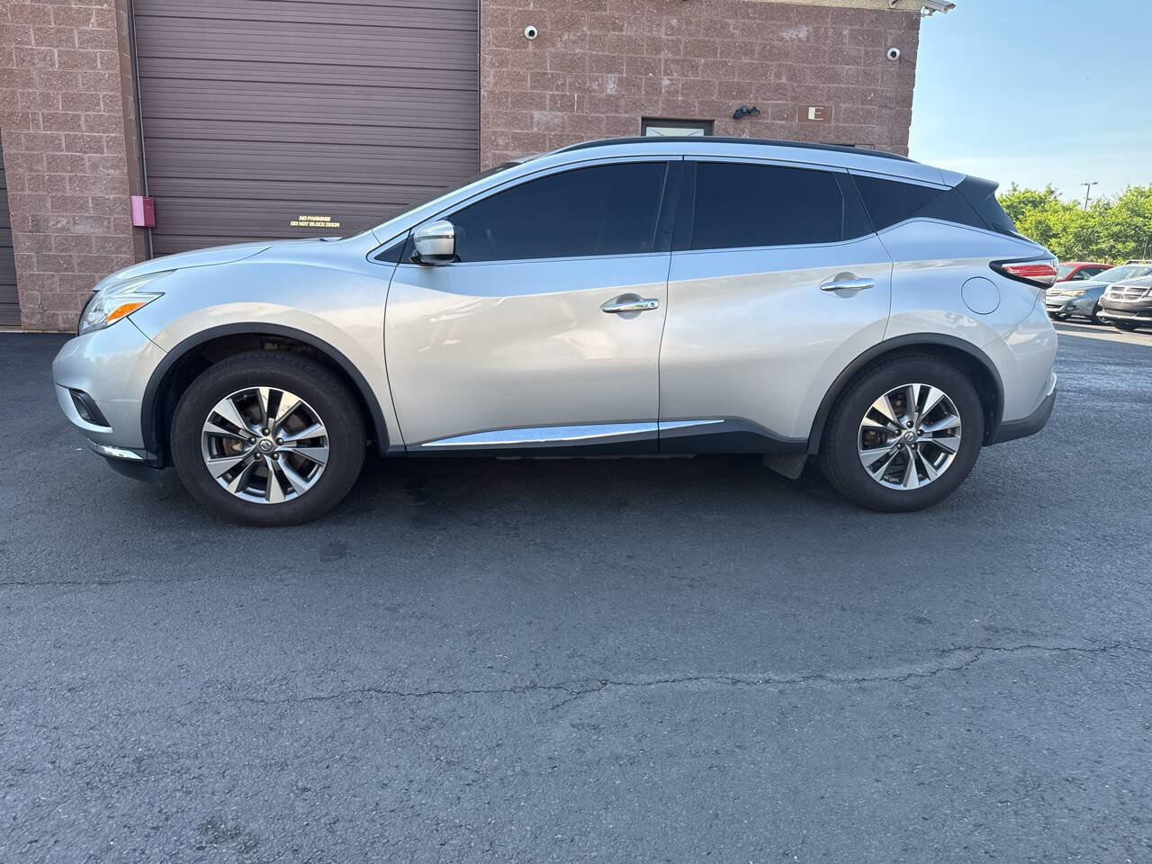 Used 2017 Nissan Murano SV AWD/4WD image 1