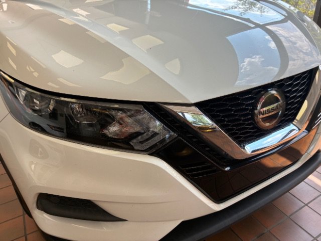 Used 2022 Nissan Rogue Sport S FWD image 2