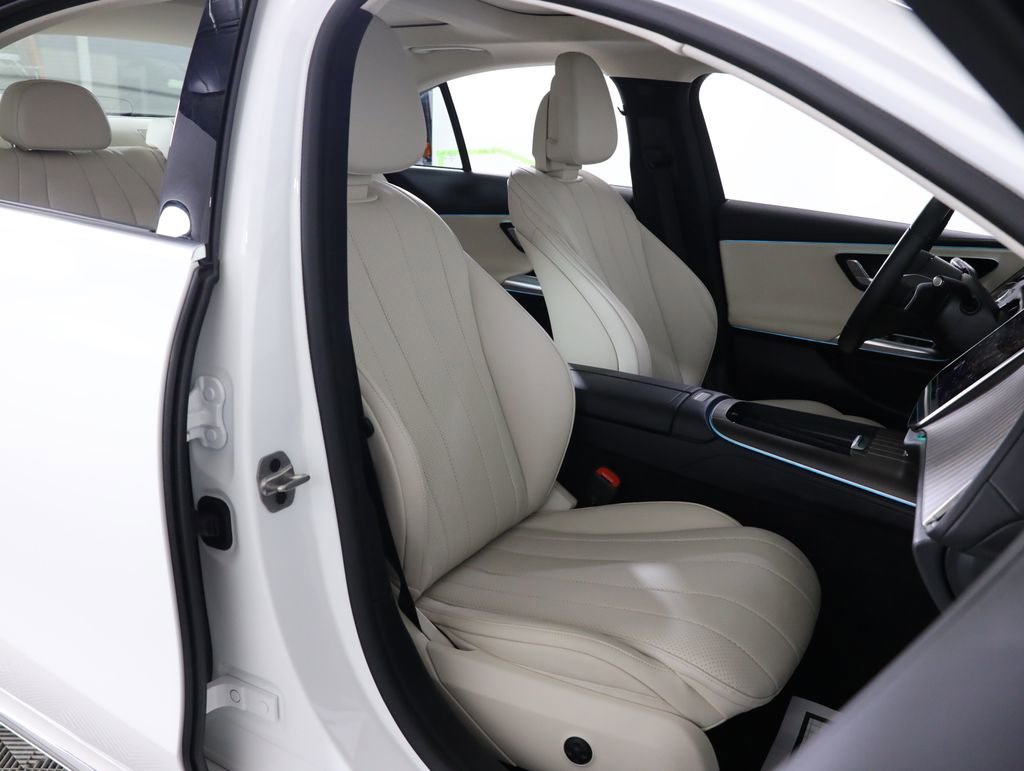 Certified 2025 Mercedes-Benz E 350 4MATIC Sedan image 52