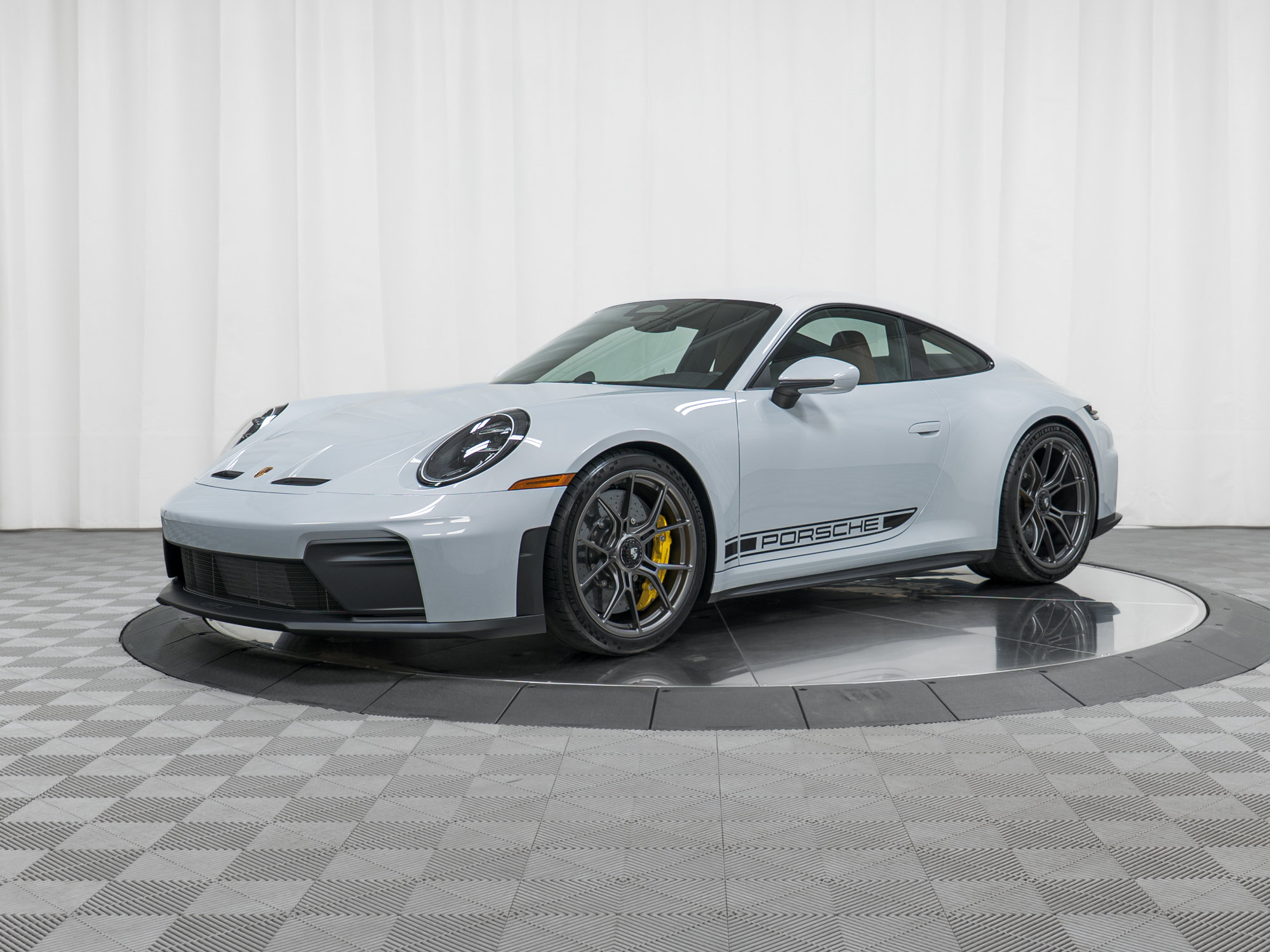 Used 2026 Porsche 911 GT3 image 1