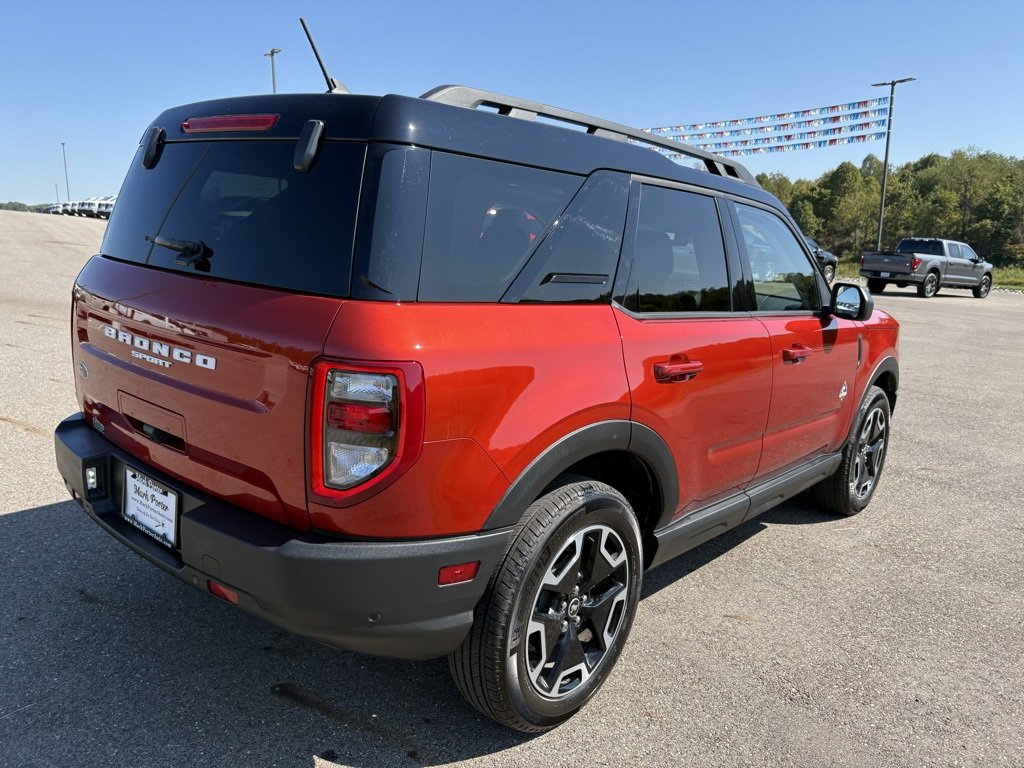 Used 2024 Ford Bronco Sport Outer Banks w/ Tech Package image 5