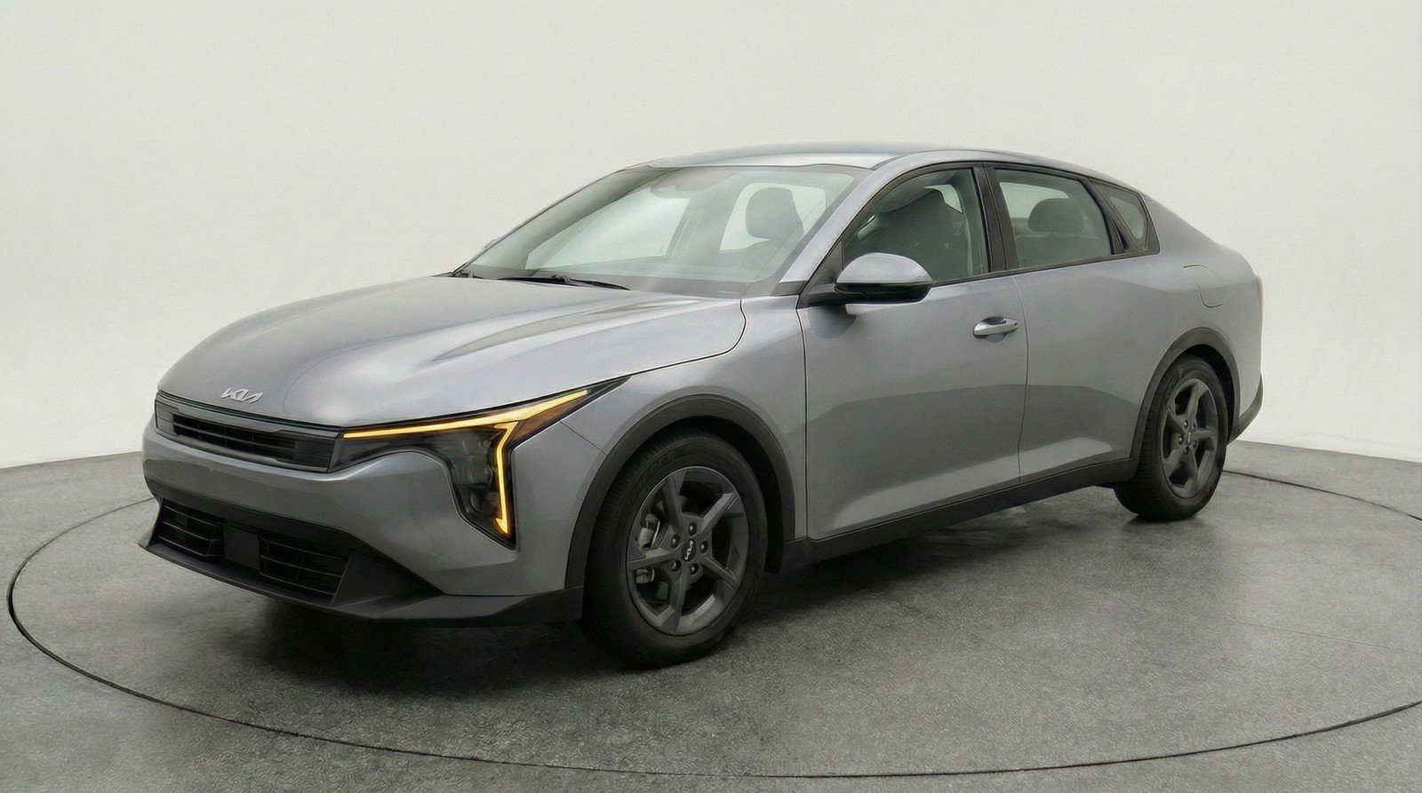 Used 2025 Kia K4 LXS FWD image 3