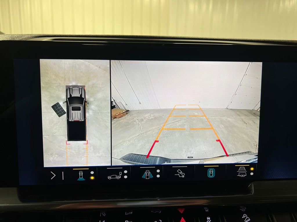 Certified 2024 Chevrolet Silverado 2500 LTZ w/ LTZ Premium Package image 25