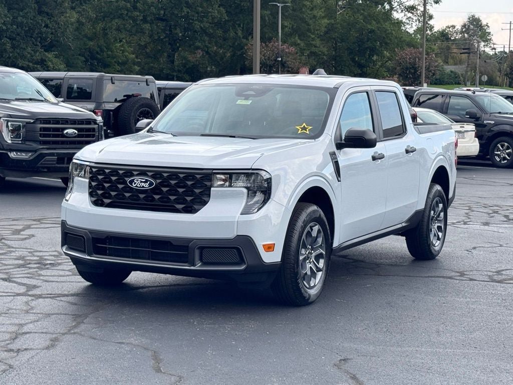 New 2026 Ford Maverick XLT FWD image 2