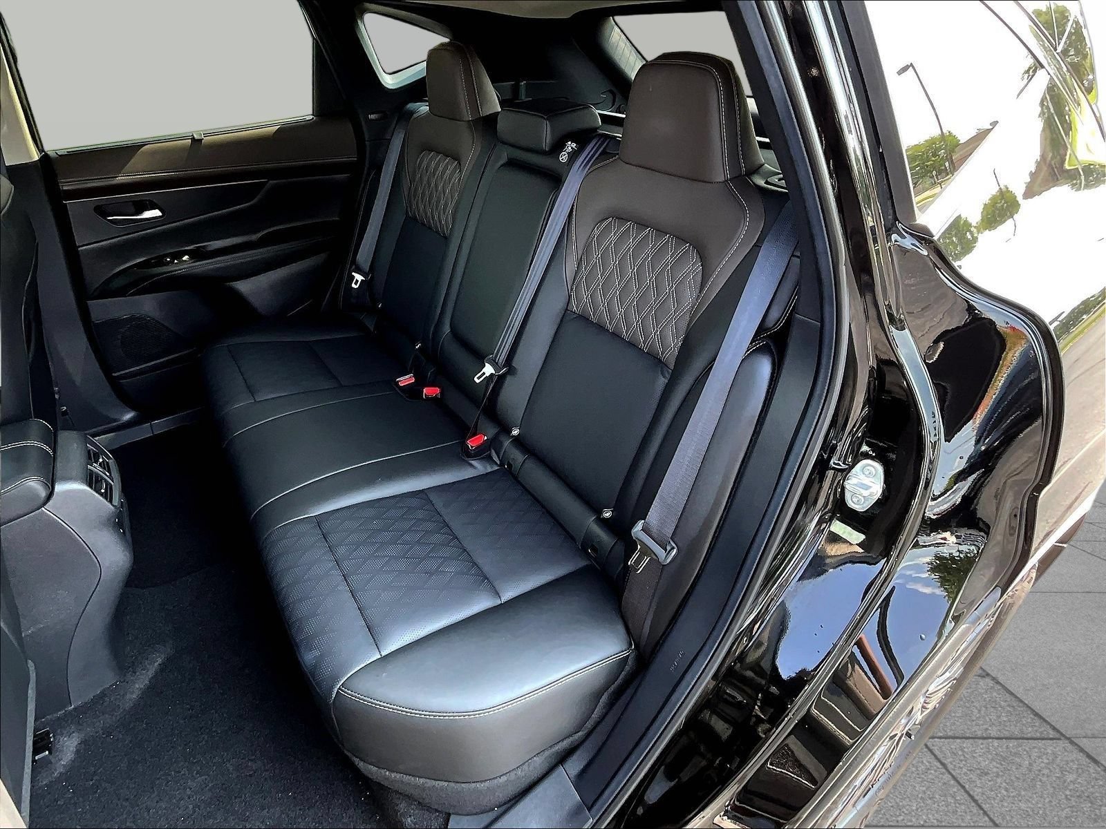 Certified 2025 Nissan Murano Platinum w/ Cargo Package AWD/4WD image 25
