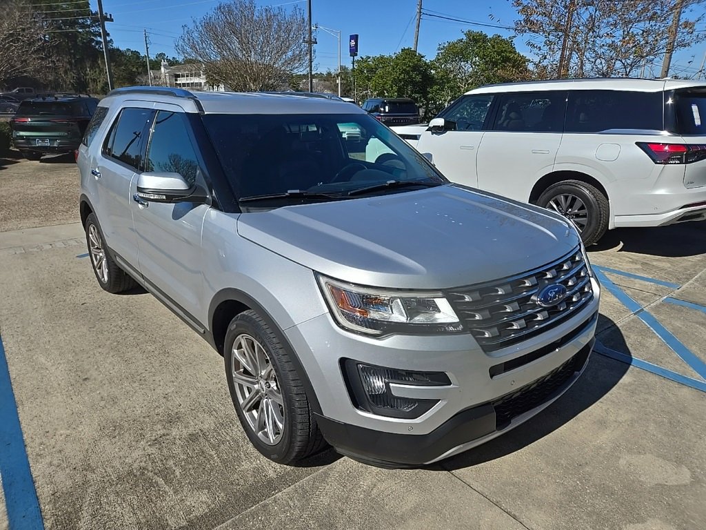 Used 2016 Ford Explorer Limited image 3