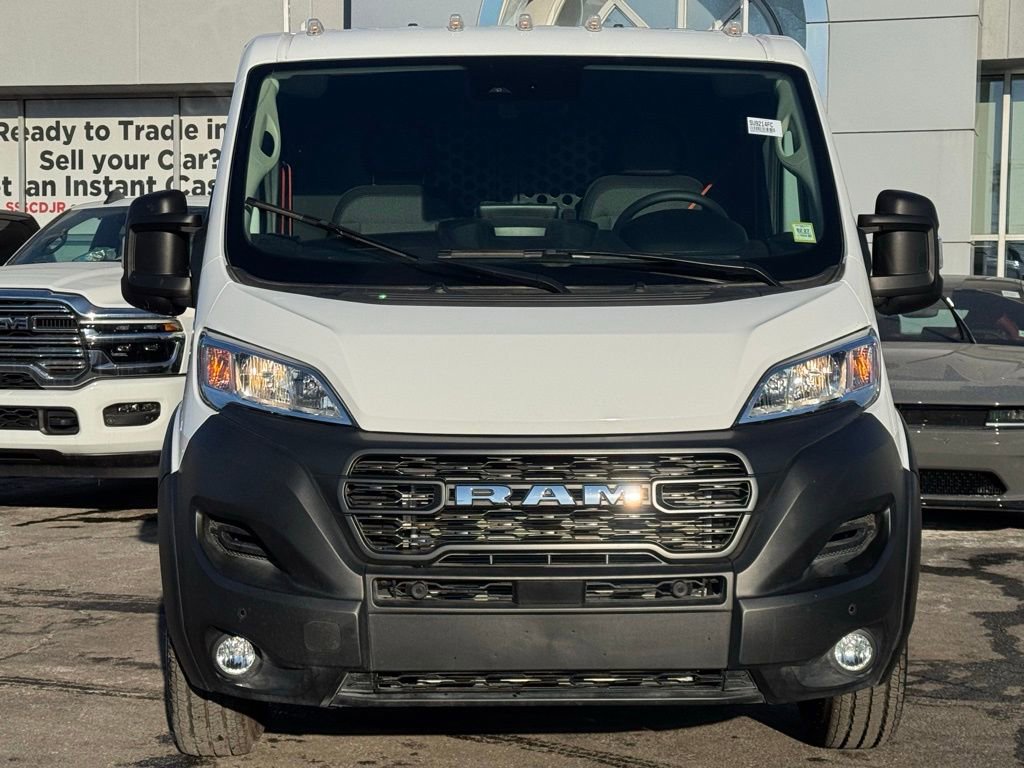 Used 2025 RAM ProMaster 2500 w/ Premium Convenience Group FWD image 2