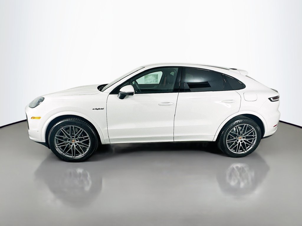 New 2026 Porsche Cayenne E-Hybrid Coupe AWD/4WD image 2