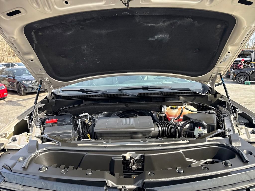 Certified 2023 Cadillac Escalade ESV Premium Luxury image 17