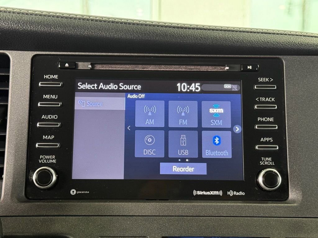 Certified 2019 Toyota Sienna SE image 28