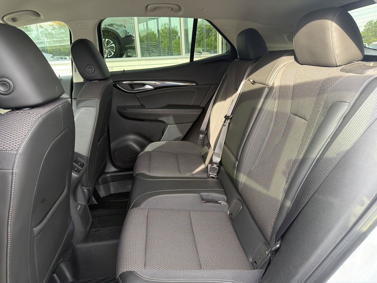 Used 2021 Buick Envision Preferred FWD image 33