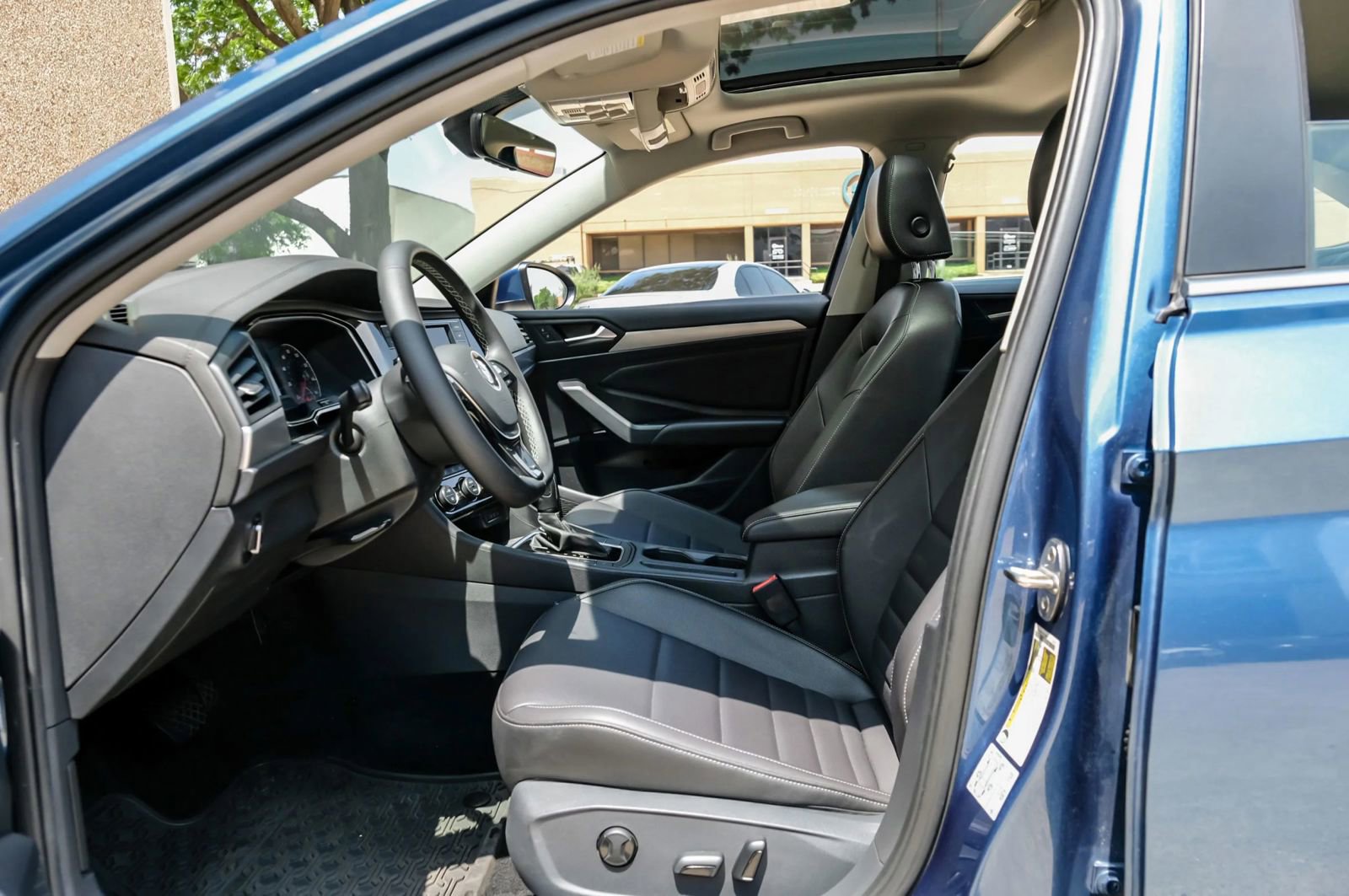 Used 2021 Volkswagen Jetta S FWD image 3