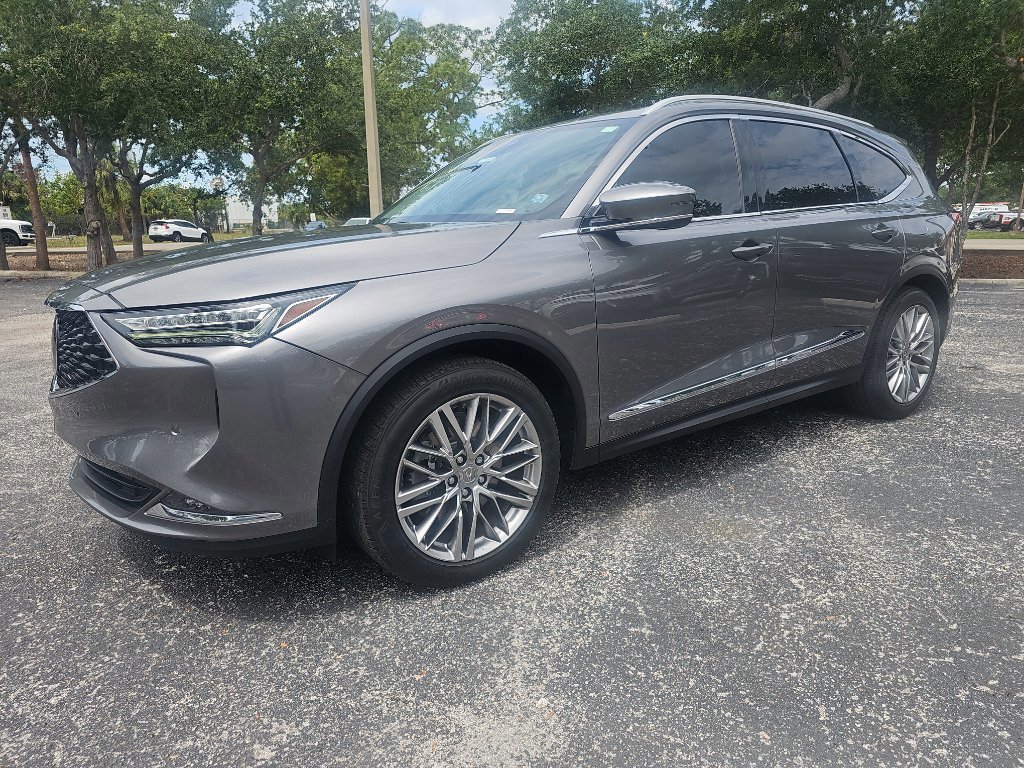 Used 2023 Acura MDX SH-AWD w/ Advance Package image 2