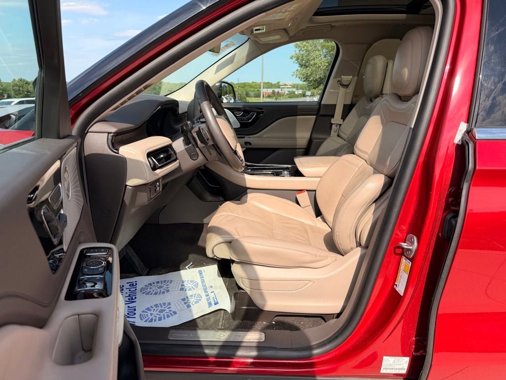 Used 2020 Lincoln Aviator Reserve w/ Equipment Group 202A AWD/4WD image 25