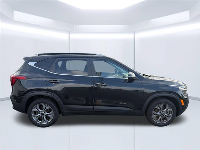 Used 2024 Kia Seltos S AWD/4WD image 6