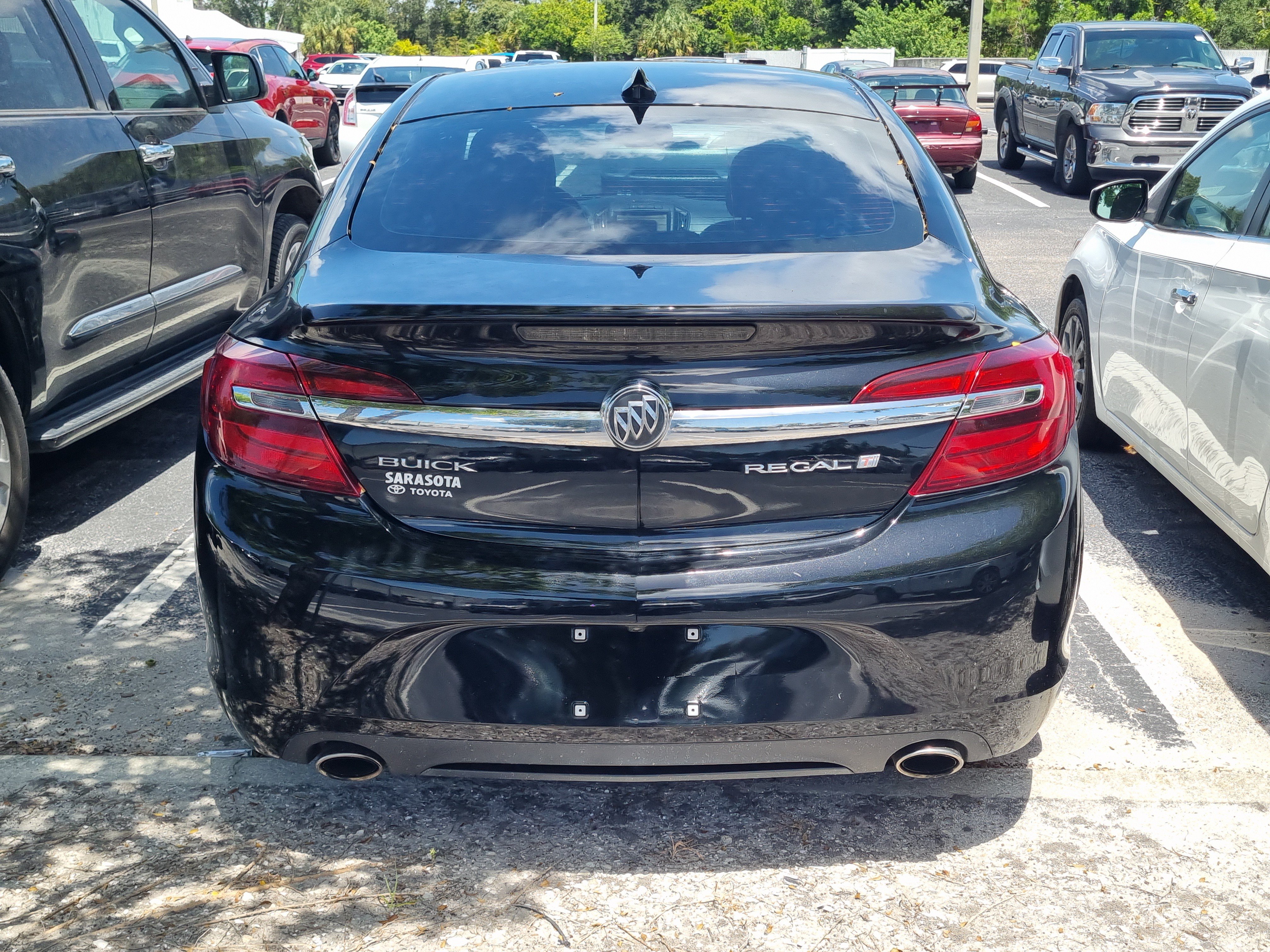 Used 2017 Buick Regal Sport Touring FWD image 8