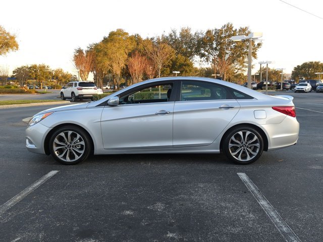 Used 2013 Hyundai Sonata Limited w/ Premium Pkg image 9