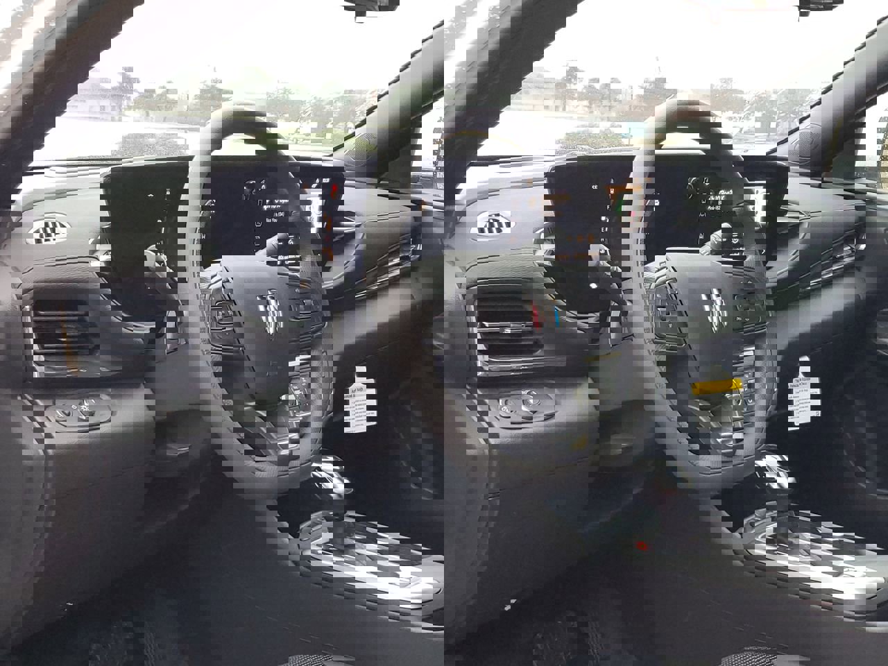 New 2025 Buick Envista Preferred w/ Advanced Safety Package image 43