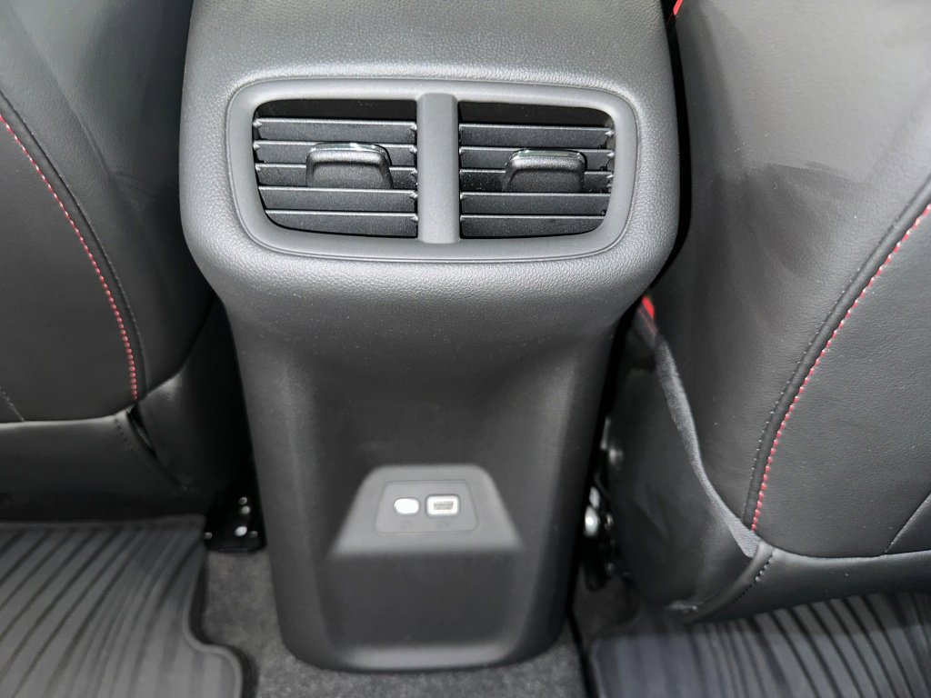 Certified 2023 Buick Envision Essence w/ Sport Touring Package image 22