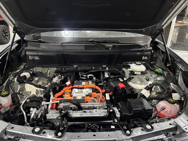 Certified 2026 Cadillac Vistiq Premium Luxury AWD/4WD image 46