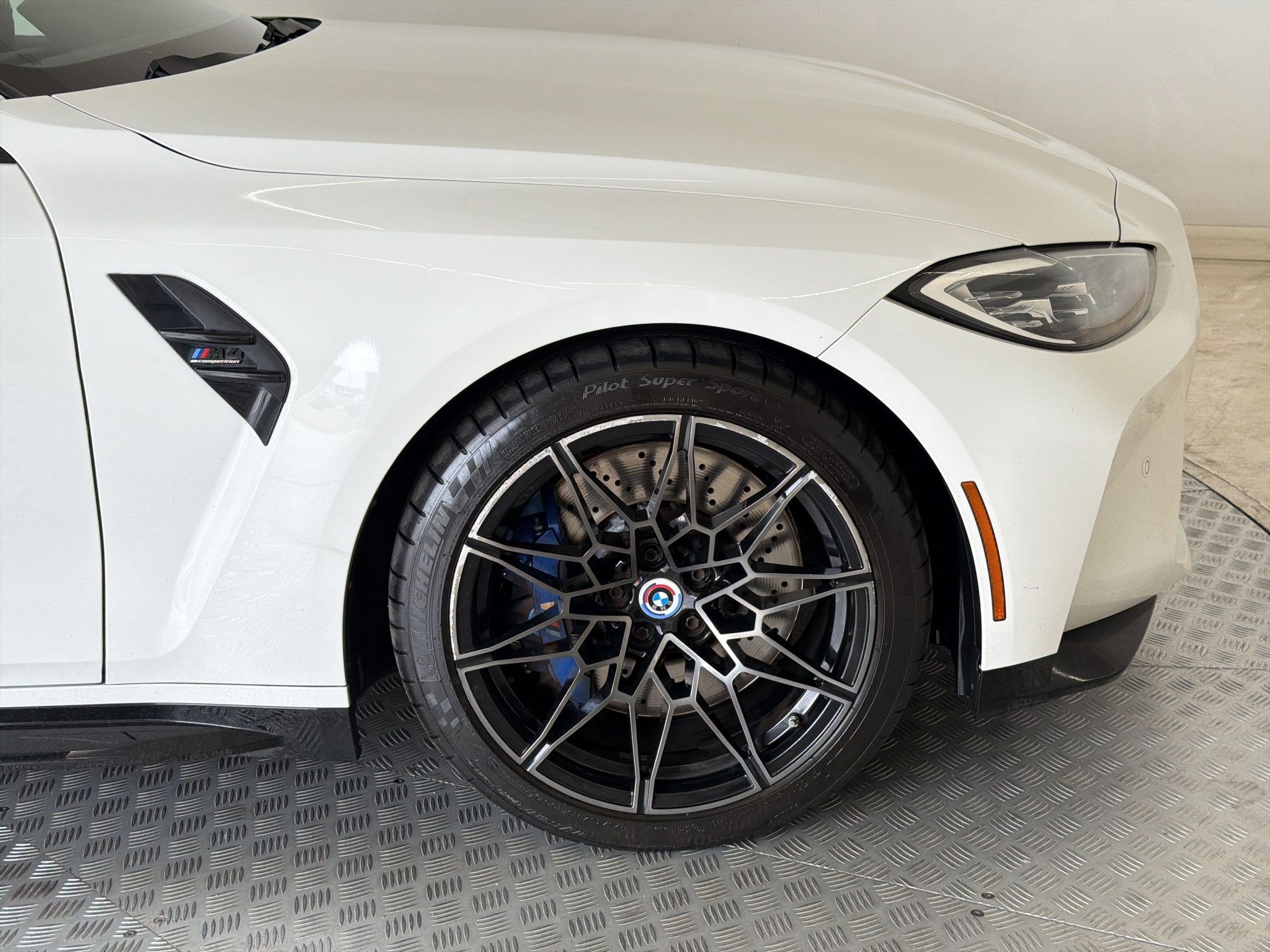 Used 2023 BMW M4 xDrive Competition w/ Executive Package AWD/4WD image 12