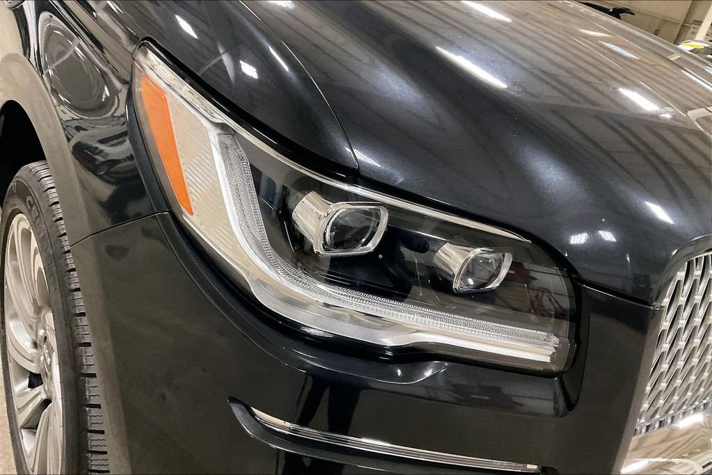 Used 2023 Lincoln Navigator Reserve AWD/4WD image 28