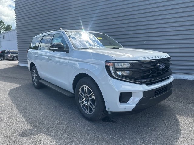 New 2025 Ford Expedition Active image 1