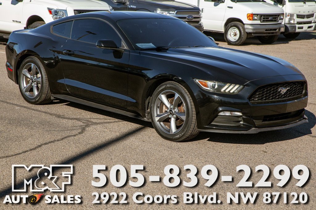 Used 2015 Ford Mustang Coupe image 1