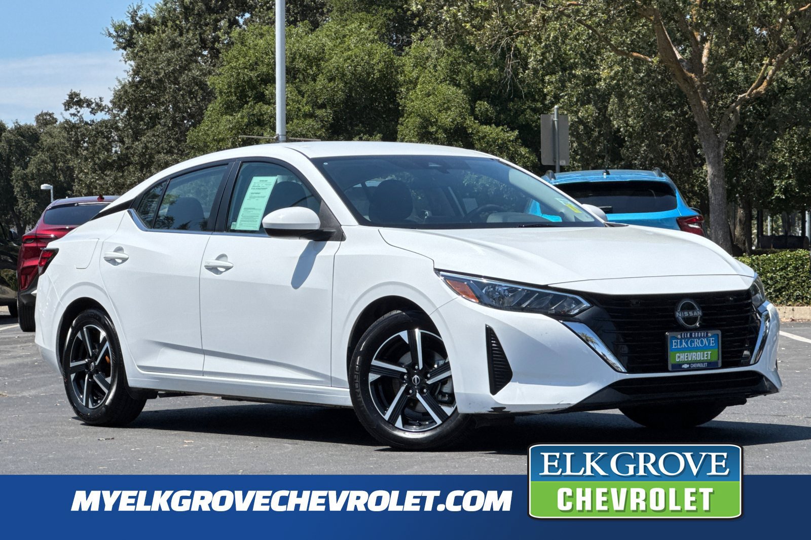 Used 2024 Nissan Sentra SV FWD image 1