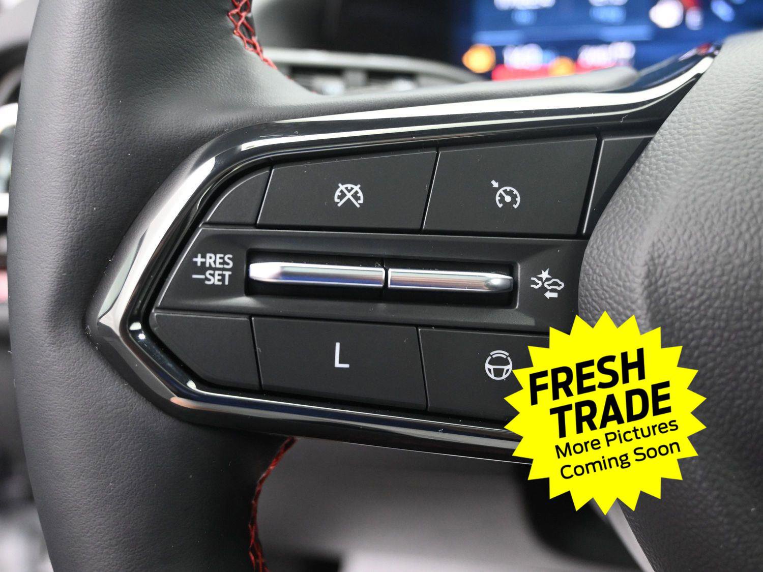 Used 2024 Chevrolet Traverse RS image 29