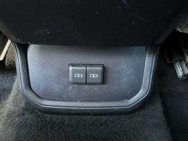 Used 2024 Toyota Highlander XLE AWD/4WD image 19