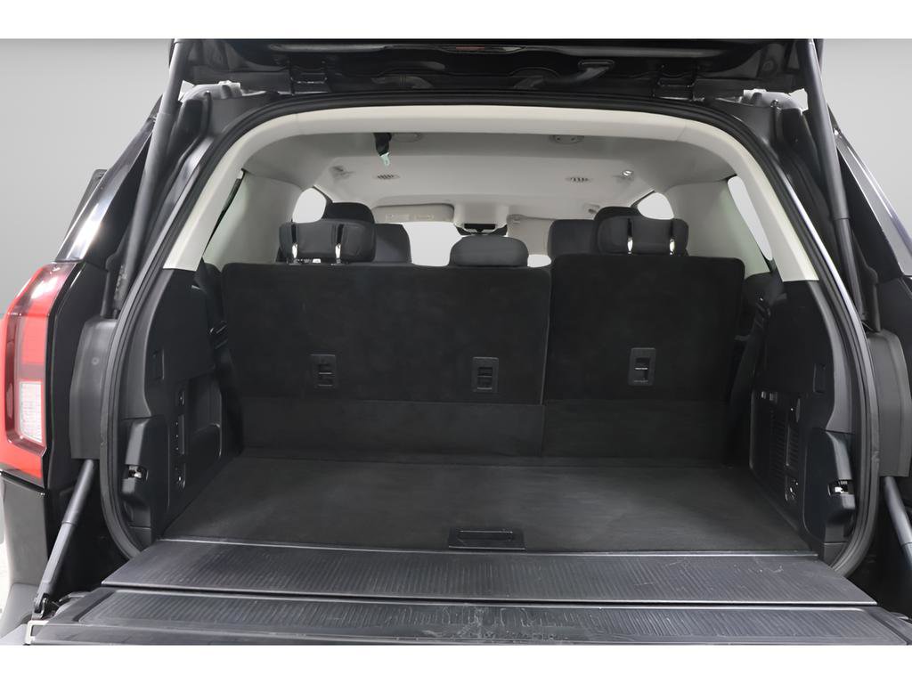 Used 2025 Ford Expedition Active AWD/4WD image 28