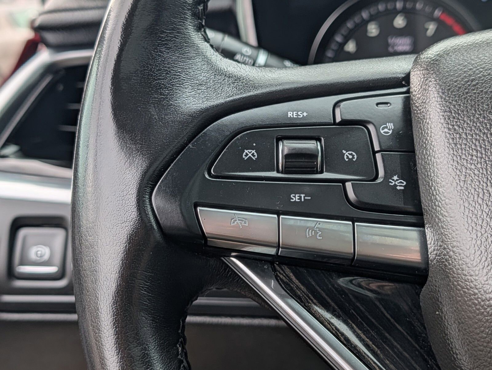 Used 2020 Cadillac XT6 Premium Luxury image 39