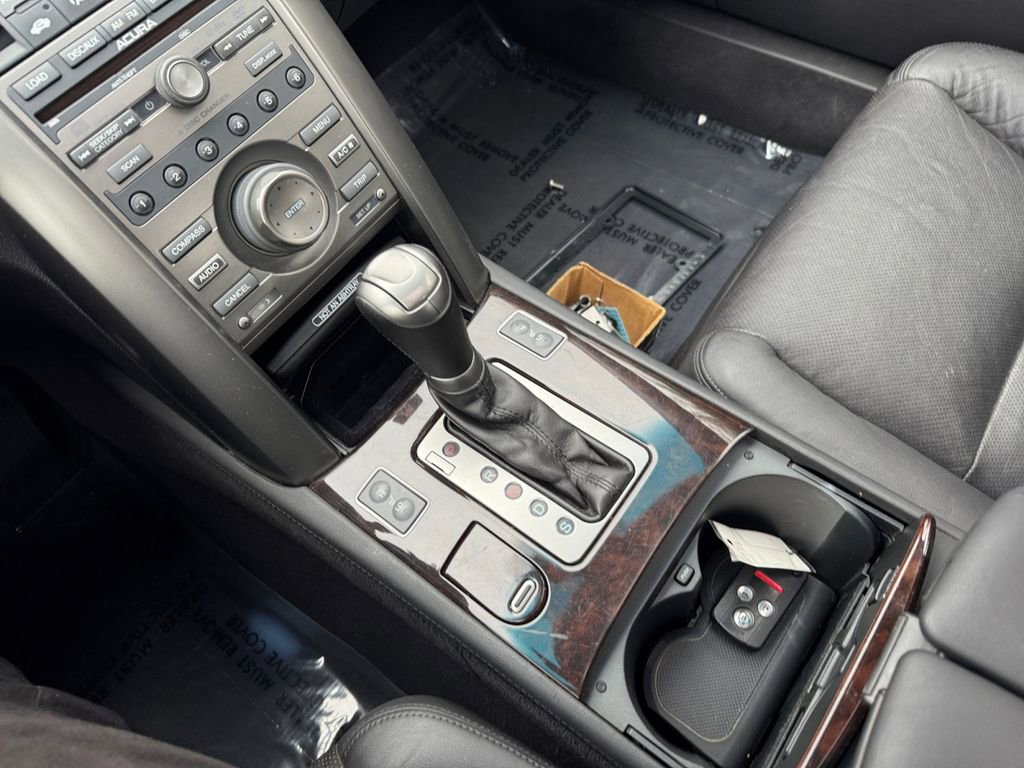 Used 2011 Acura RL image 21