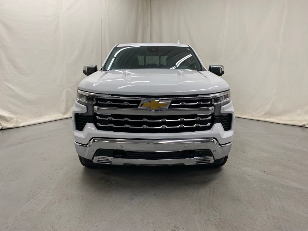 Used 2024 Chevrolet Silverado 1500 LTZ w/ LTZ Convenience Package II AWD/4WD image 3