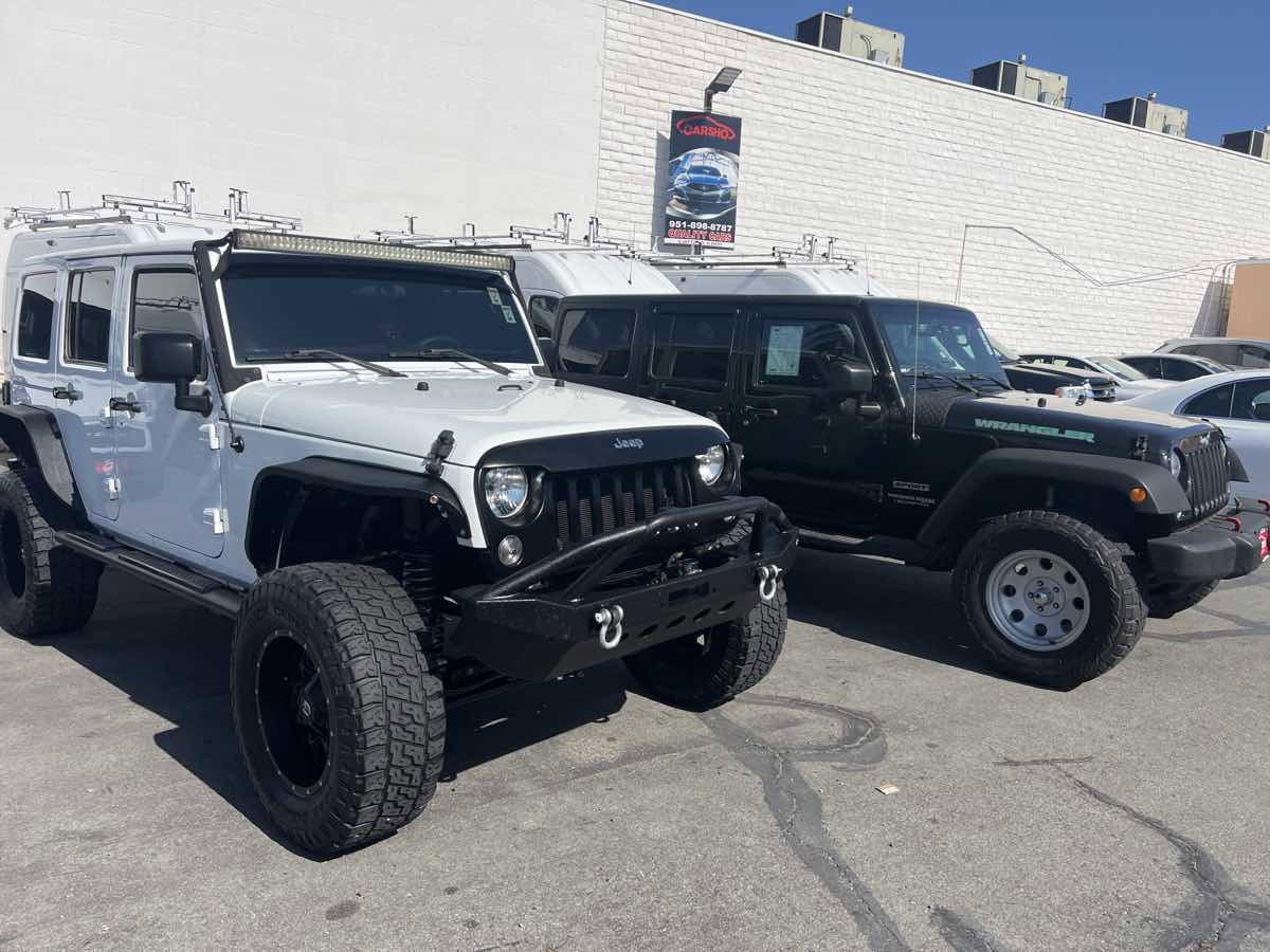 Used 2016 Jeep Wrangler Unlimited Sport w/ Max Tow Package AWD/4WD image 24