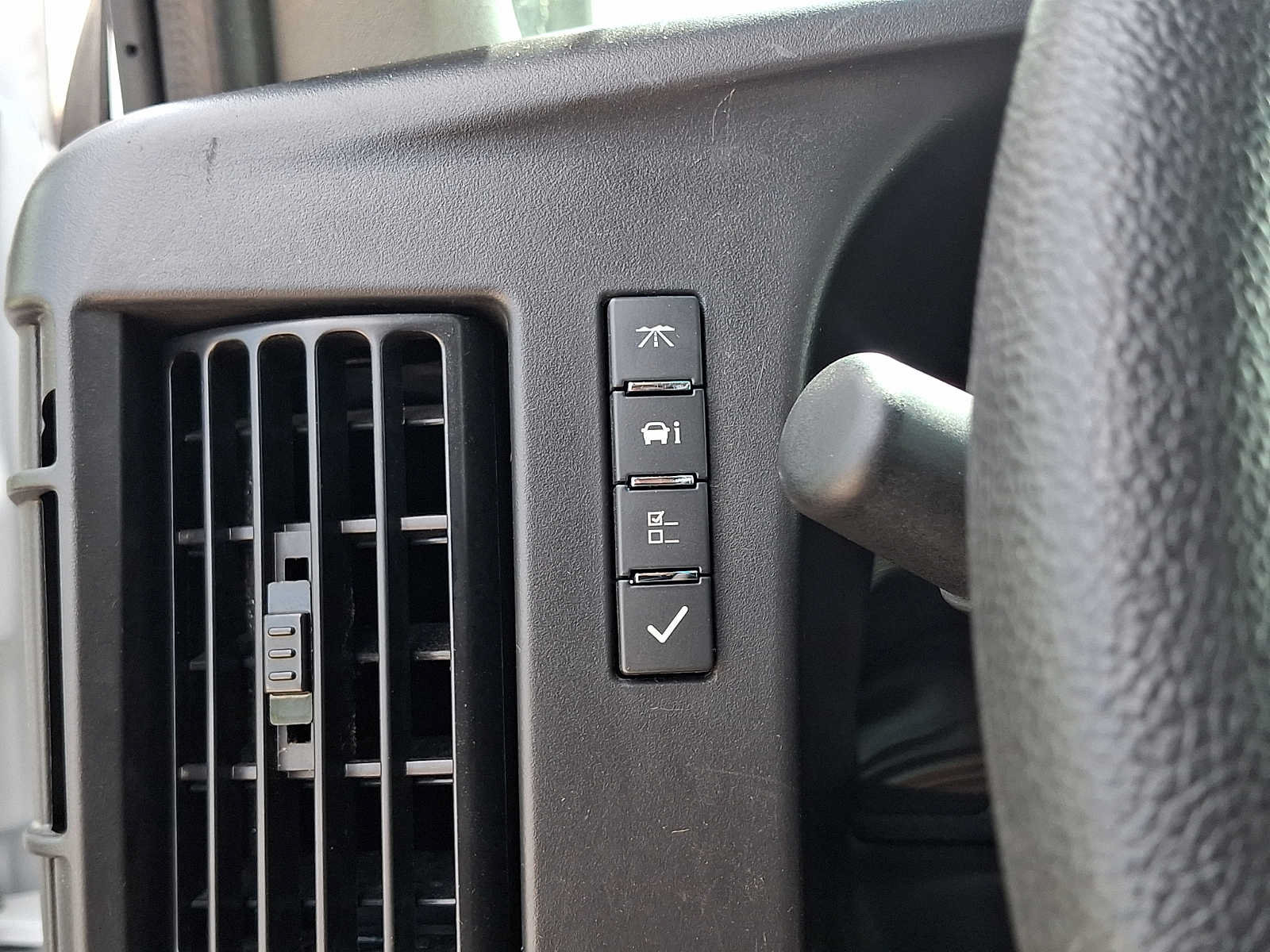 Used 2025 Chevrolet Express 2500 w/ Driver Convenience Package RWD image 23