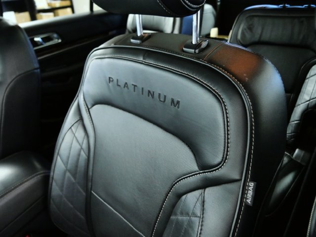 Used 2016 Ford Explorer Platinum AWD/4WD image 18