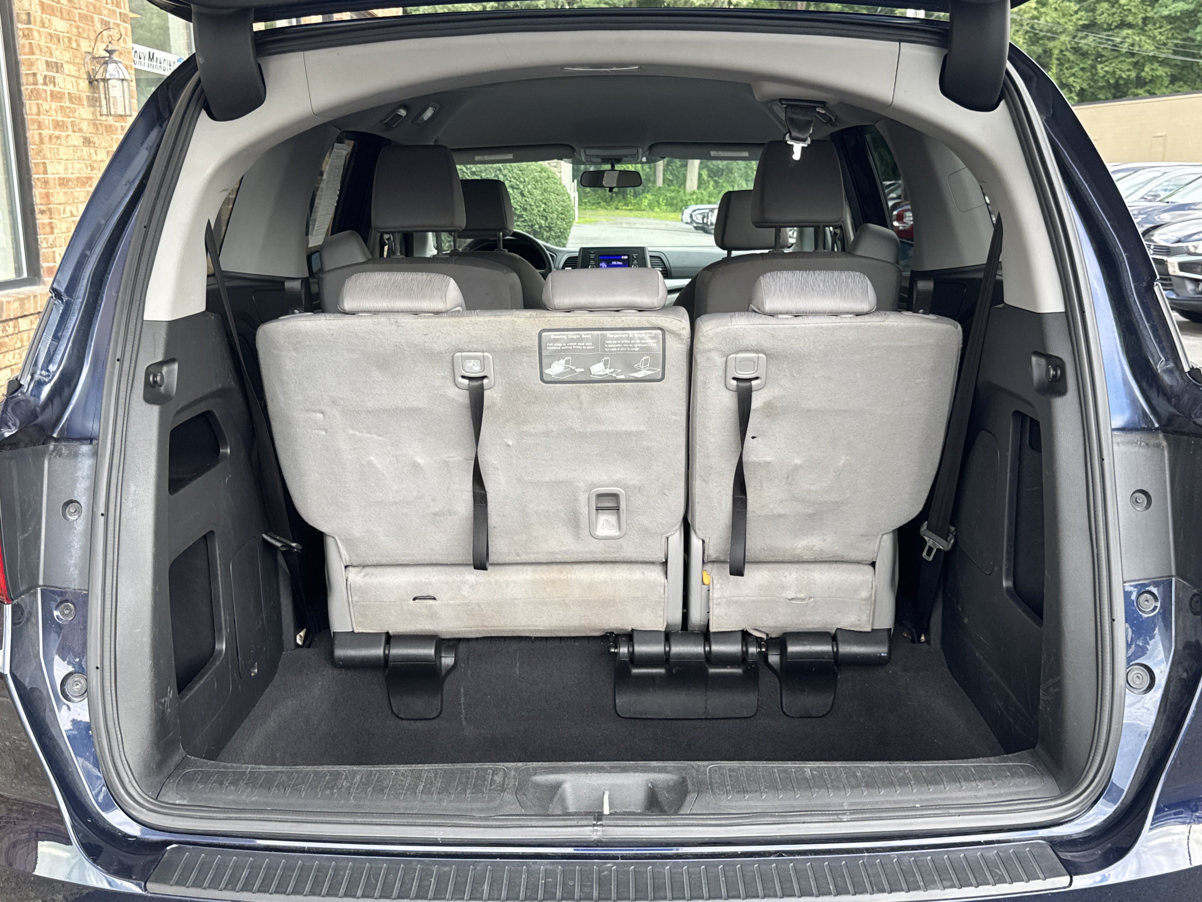 Used 2019 Honda Odyssey LX image 12