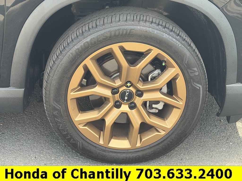 Certified 2024 Honda Pilot Touring image 29