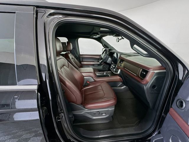 Used 2024 Ford Expedition Limited RWD image 31