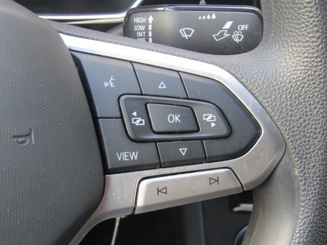 Used 2023 Volkswagen Jetta Sport image 32