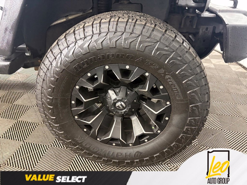 Used 2015 Jeep Wrangler Unlimited Sport w/ Quick Order Package 24S AWD/4WD image 21